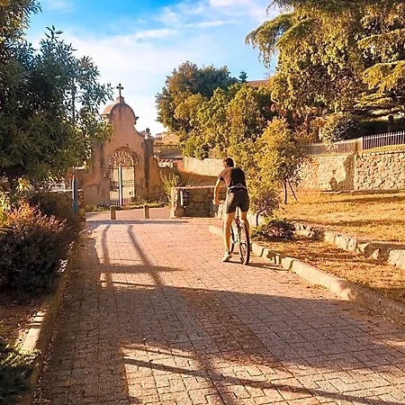 Bed & Breakfast La Vecchia Posta Calangianus