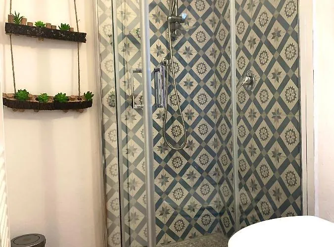 Oda ve Kahvaltı La Vecchia Posta Calangianus