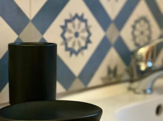 La Vecchia Posta Oda ve Kahvaltı Calangianus