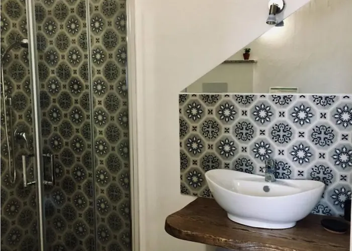 Oda ve Kahvaltı La Vecchia Posta Calangianus